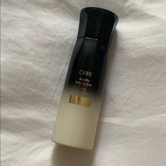 Oribe Other - Oribe Restyling Spray
